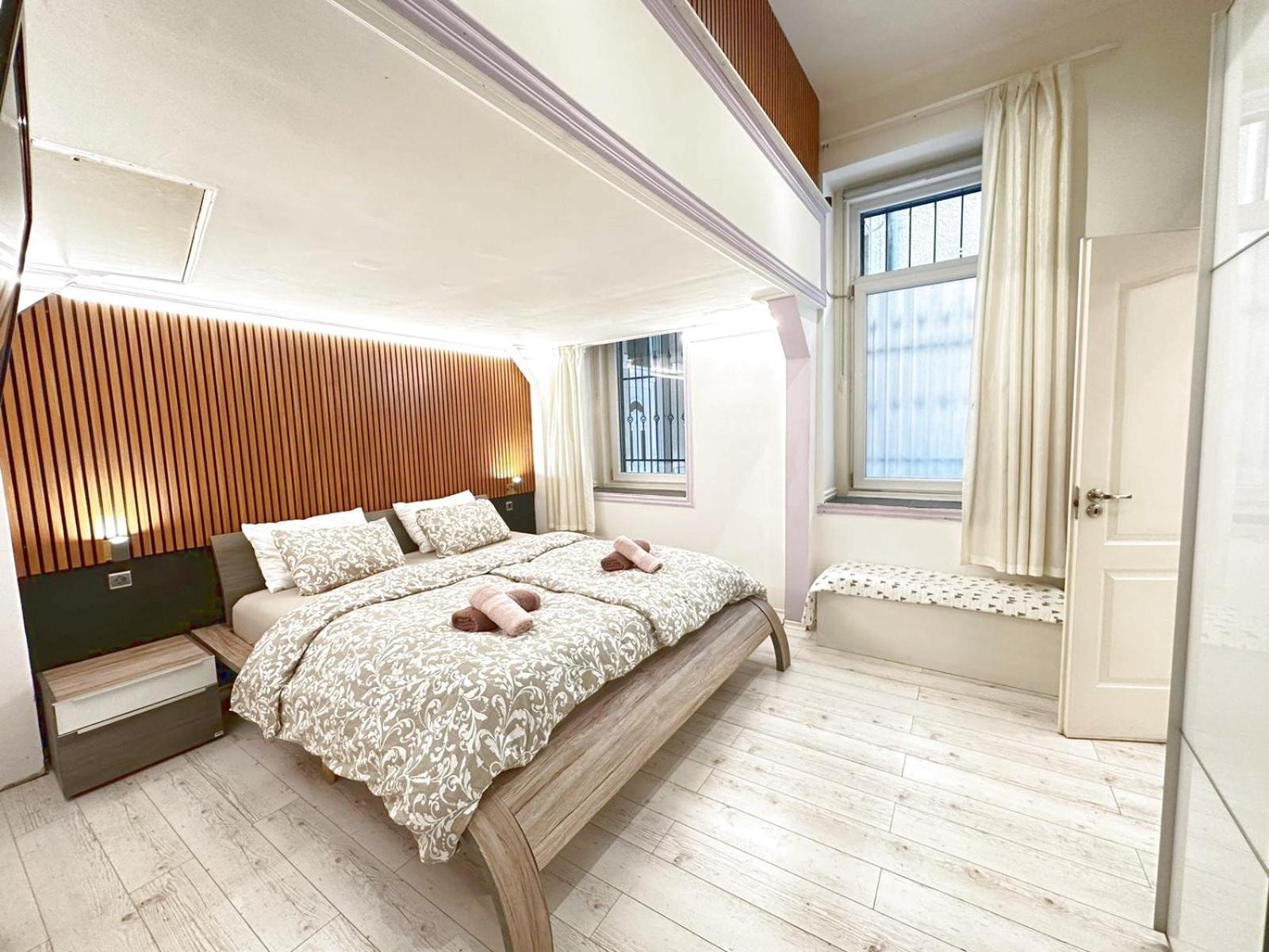 Yes, Yes! Lovely Apartment Good Amenities Budapest Center Exterior photo