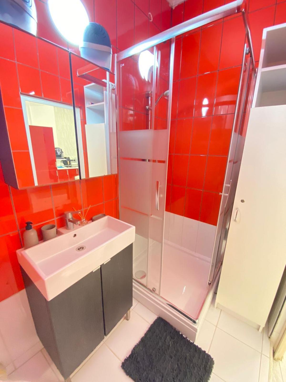 Yes, Yes! Lovely Apartment Good Amenities Budapest Center Exterior photo